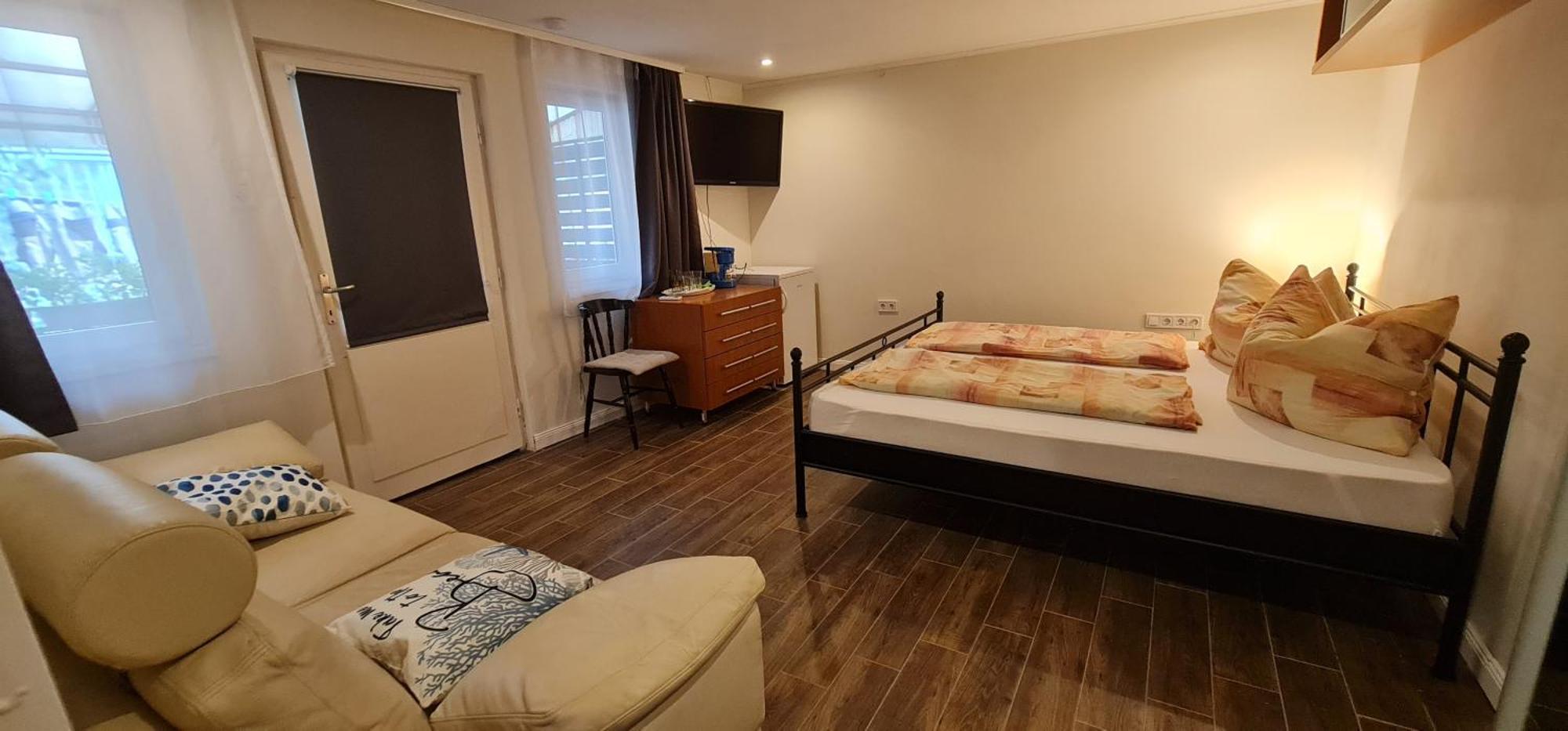 Otis Vendeghaz Apartment Сиофок Стая снимка